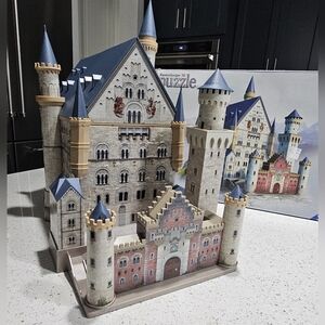 Ravensburger 3D Puzzle Neuschwanstein Castle Disney Inspiration Cinderella